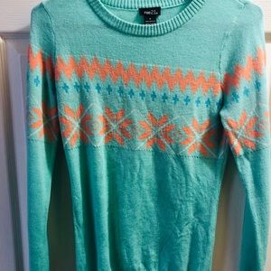 Light weight sweater